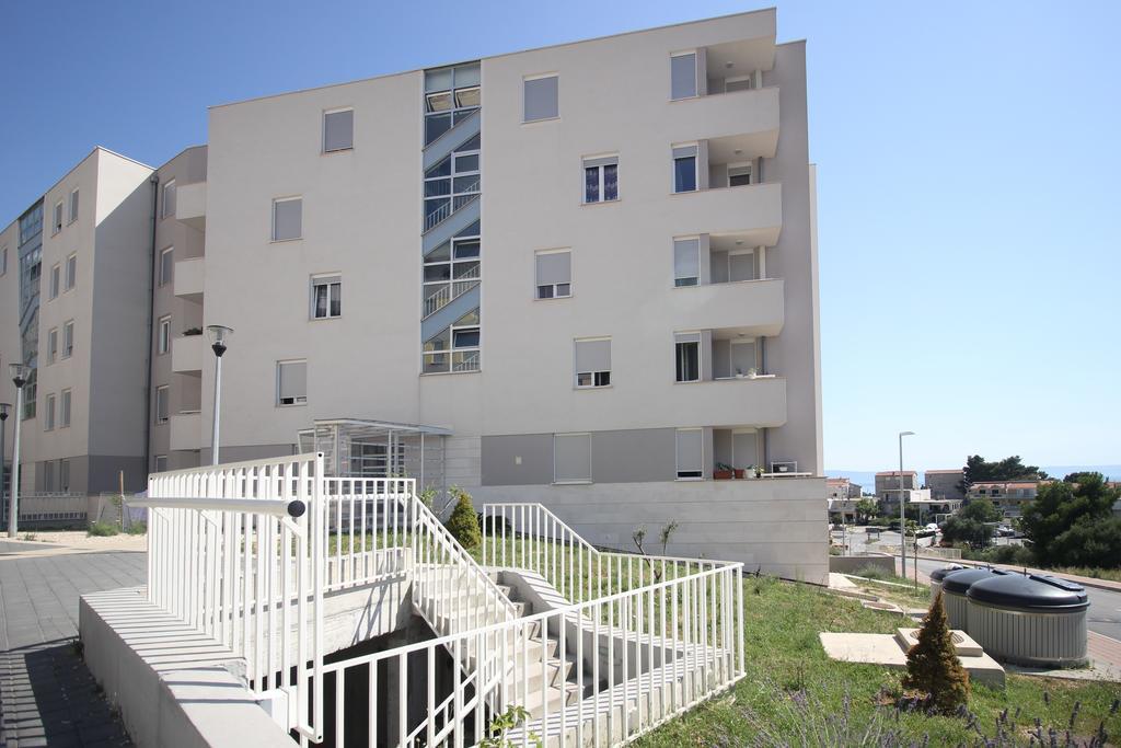Apartment Vista *